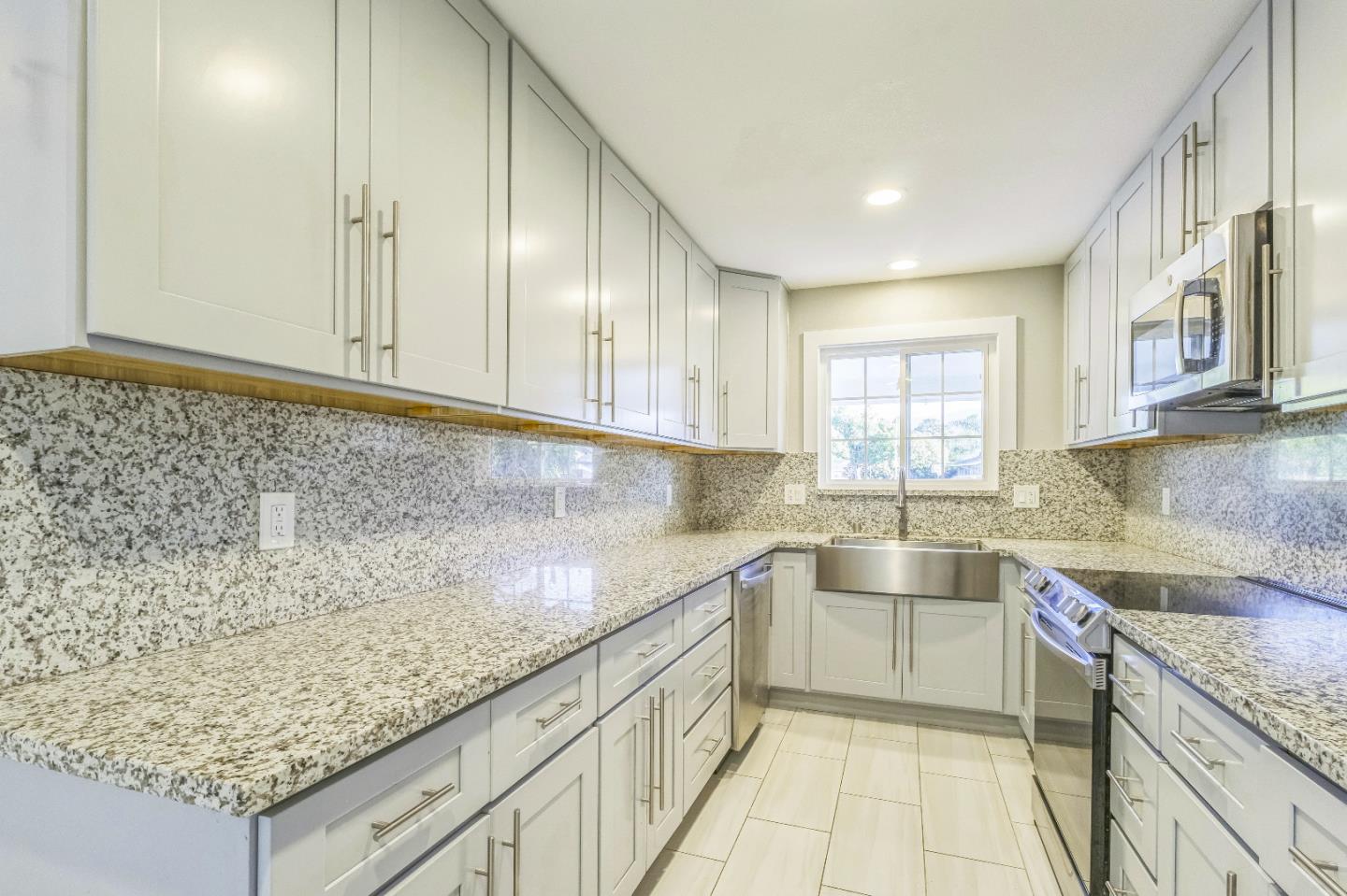 Detail Gallery Image 7 of 39 For 1563 Rebel Way, San Jose,  CA 95118 - 3 Beds | 2 Baths