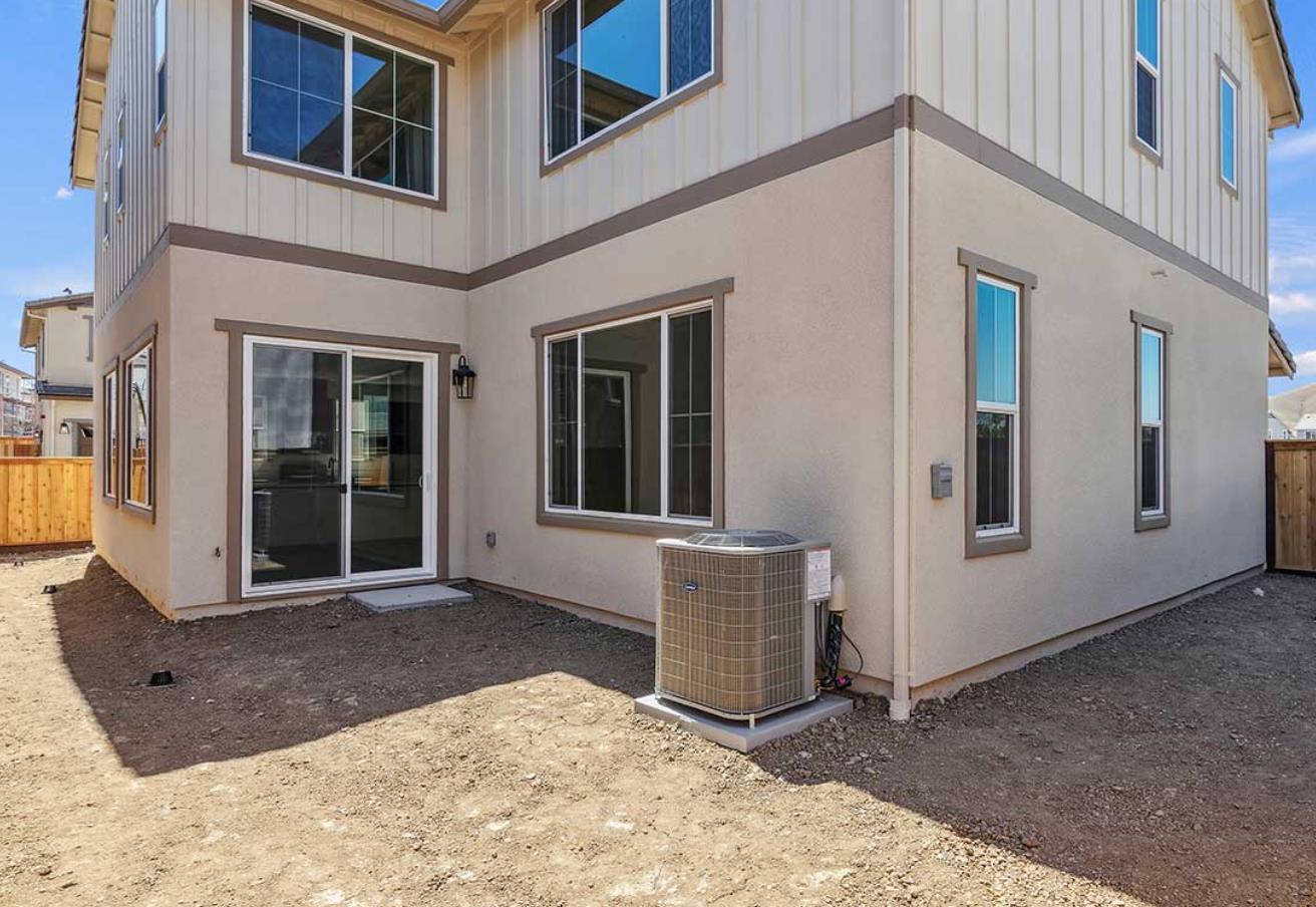 Detail Gallery Image 17 of 21 For 2524 Big Sky Dr, Fairfield,  CA 94533 - 3 Beds | 2/1 Baths