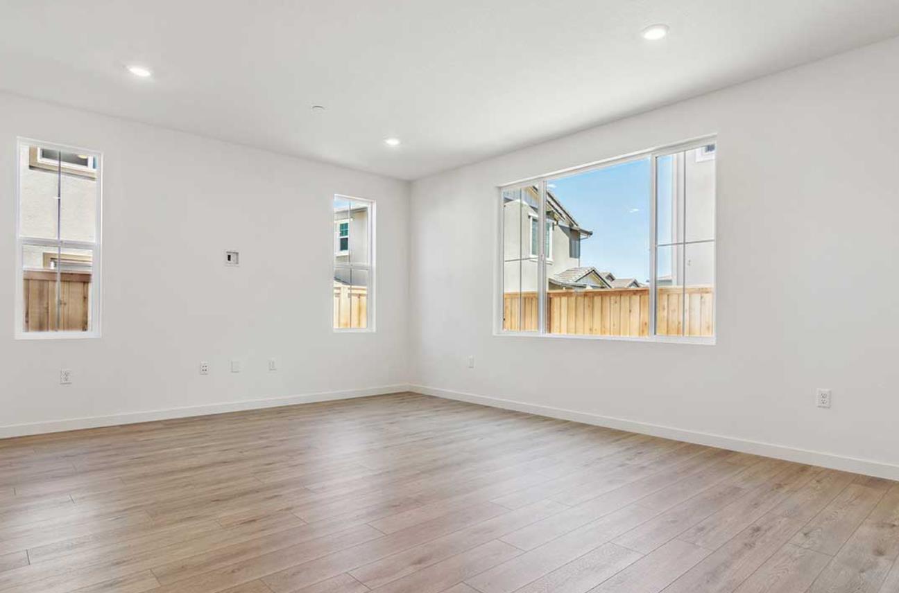 Detail Gallery Image 5 of 21 For 2524 Big Sky Dr, Fairfield,  CA 94533 - 3 Beds | 2/1 Baths