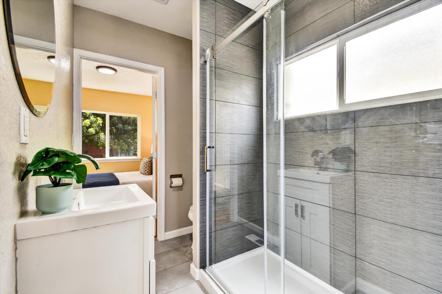 Detail Gallery Image 12 of 37 For 324 Holloway Ave, San Francisco,  CA 94112 - – Beds | – Baths