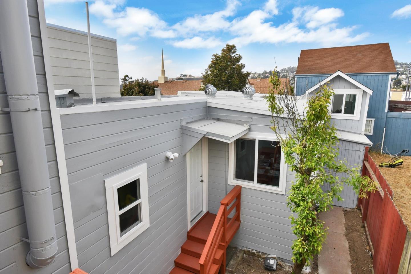 Detail Gallery Image 36 of 37 For 324 Holloway Ave, San Francisco,  CA 94112 - – Beds | – Baths