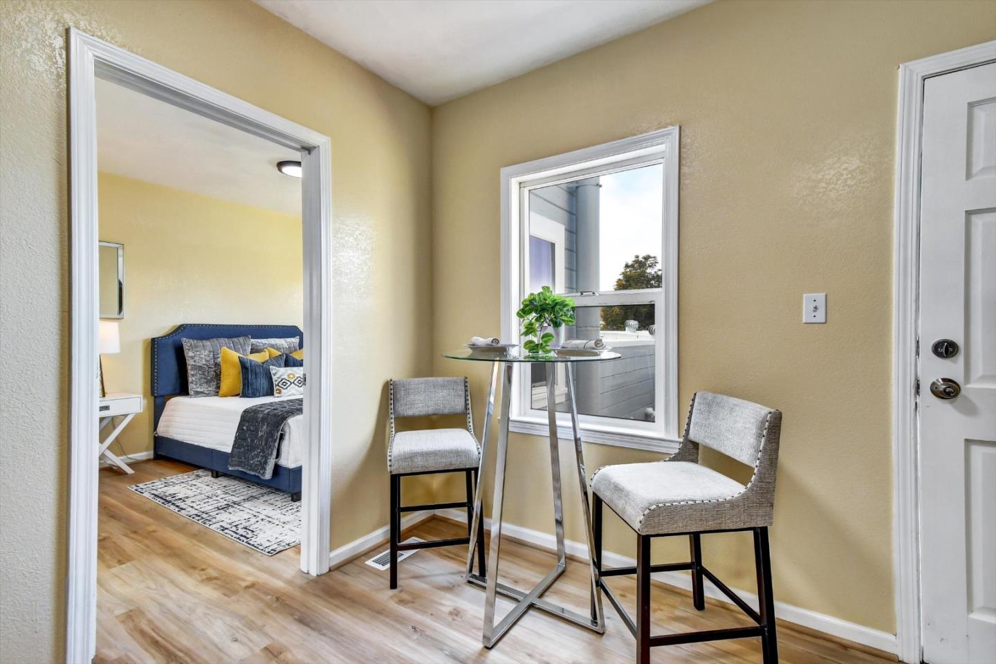 Detail Gallery Image 6 of 37 For 324 Holloway Ave, San Francisco,  CA 94112 - – Beds | – Baths