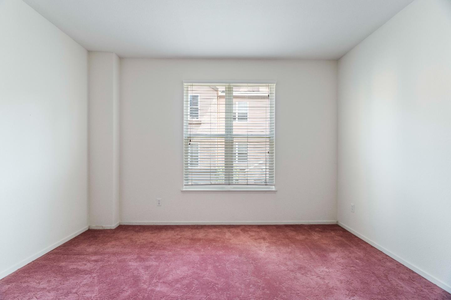 Detail Gallery Image 12 of 15 For 341 Stoneridge Ln #5103,  San Francisco,  CA 94134 - 2 Beds | 2 Baths