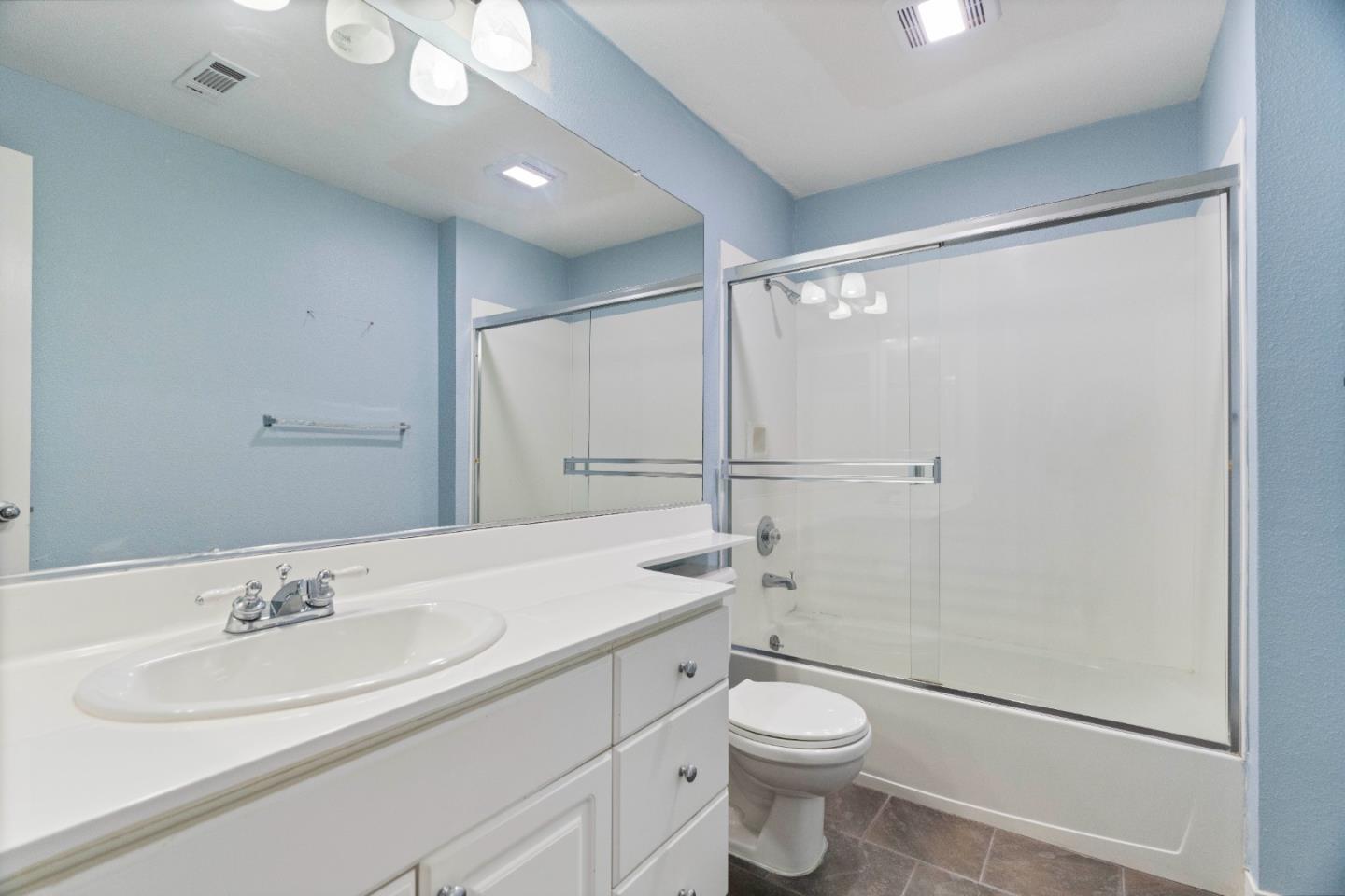 Detail Gallery Image 7 of 15 For 341 Stoneridge Ln #5103,  San Francisco,  CA 94134 - 2 Beds | 2 Baths