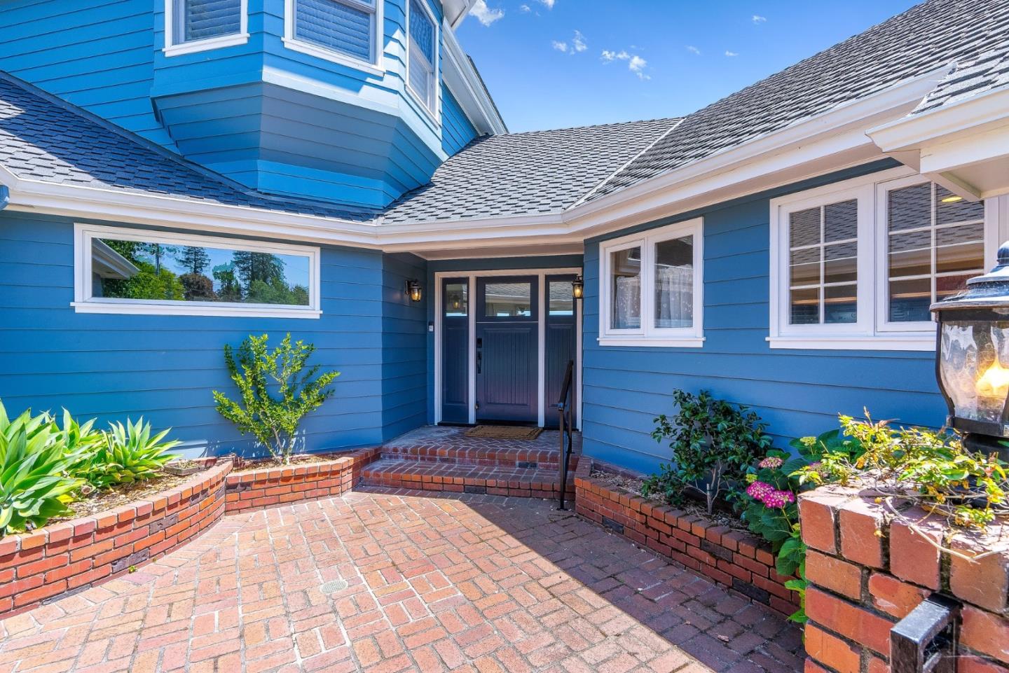 Detail Gallery Image 14 of 83 For 1212 Laurent St, Santa Cruz,  CA 95060 - 3 Beds | 3/1 Baths