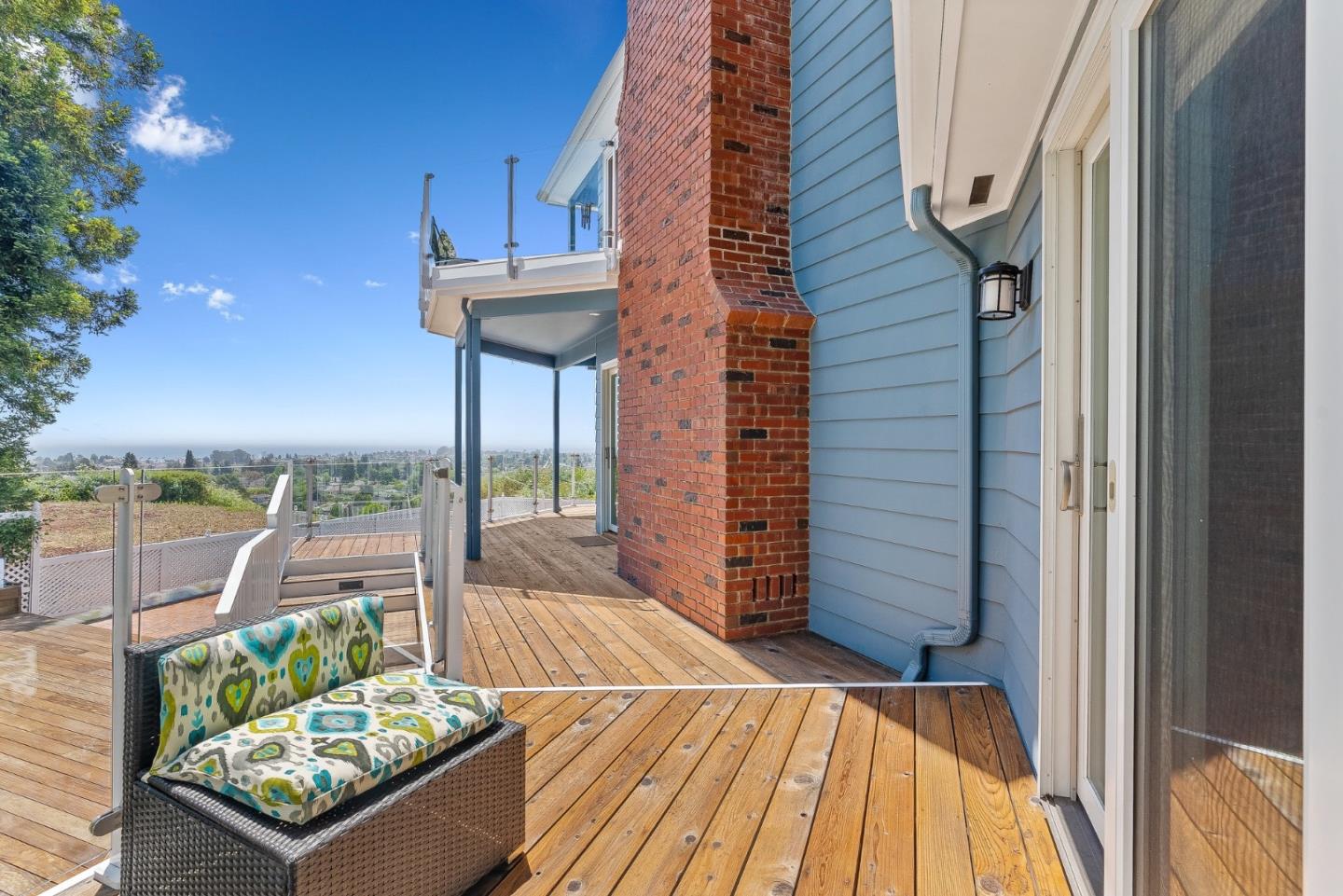 Detail Gallery Image 40 of 83 For 1212 Laurent St, Santa Cruz,  CA 95060 - 3 Beds | 3/1 Baths