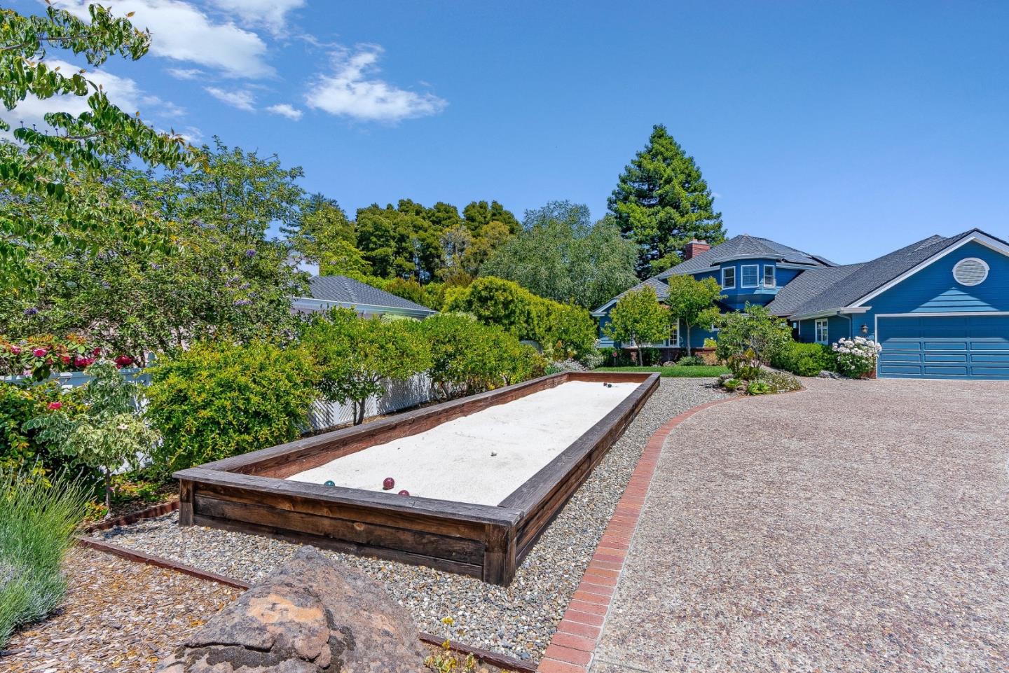 Detail Gallery Image 5 of 83 For 1212 Laurent St, Santa Cruz,  CA 95060 - 3 Beds | 3/1 Baths