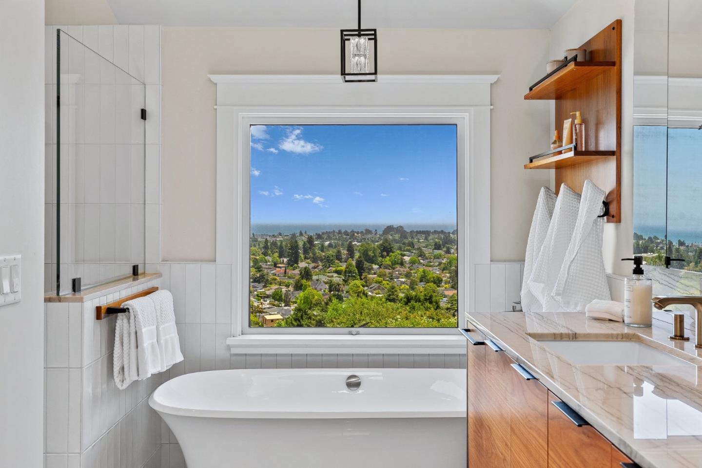 Detail Gallery Image 55 of 83 For 1212 Laurent St, Santa Cruz,  CA 95060 - 3 Beds | 3/1 Baths