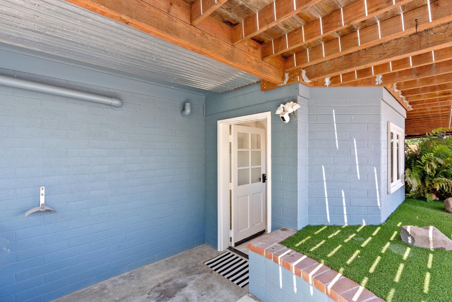 Detail Gallery Image 60 of 83 For 1212 Laurent St, Santa Cruz,  CA 95060 - 3 Beds | 3/1 Baths