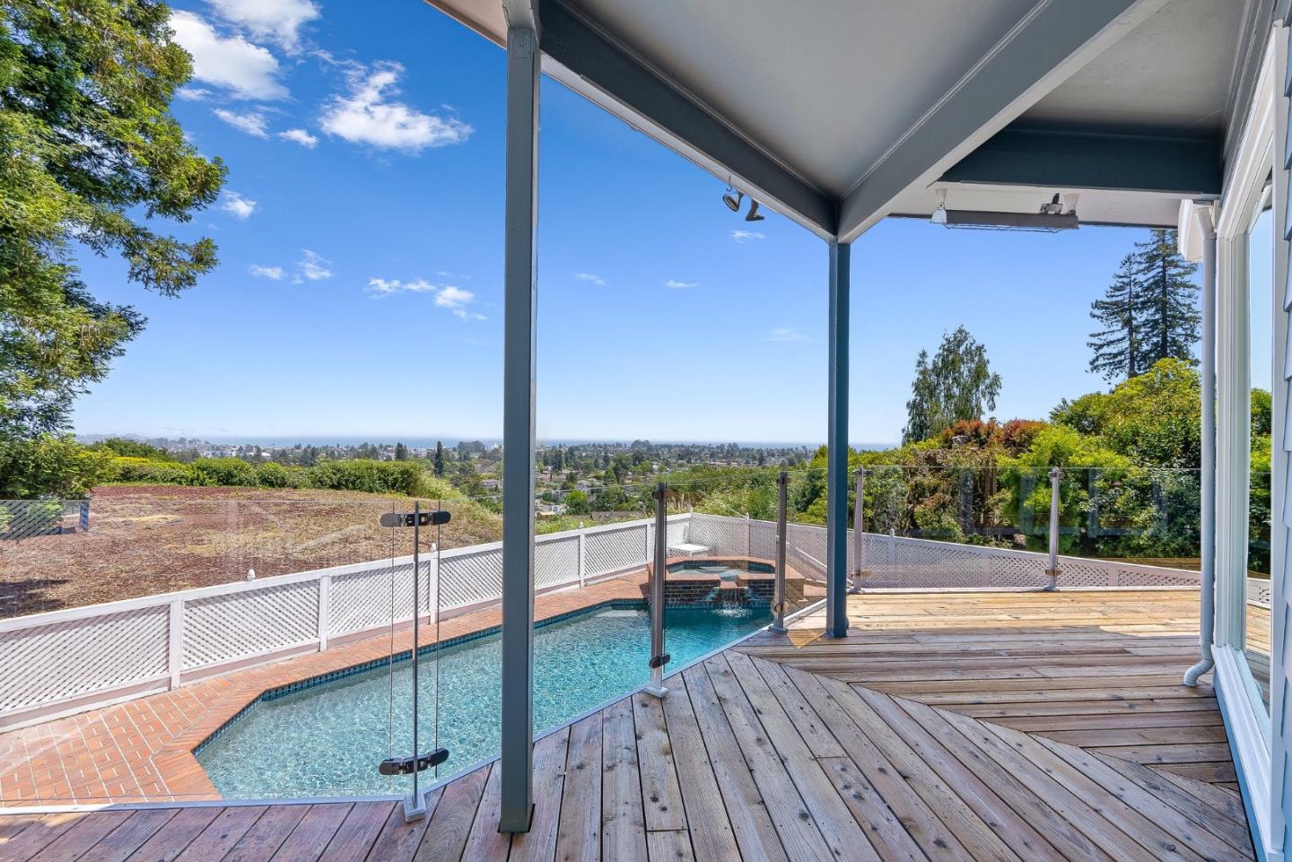 Detail Gallery Image 76 of 83 For 1212 Laurent St, Santa Cruz,  CA 95060 - 3 Beds | 3/1 Baths