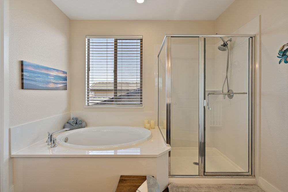 Detail Gallery Image 29 of 55 For 1299 Wildrose Dr, Hollister,  CA 95023 - 5 Beds | 3 Baths