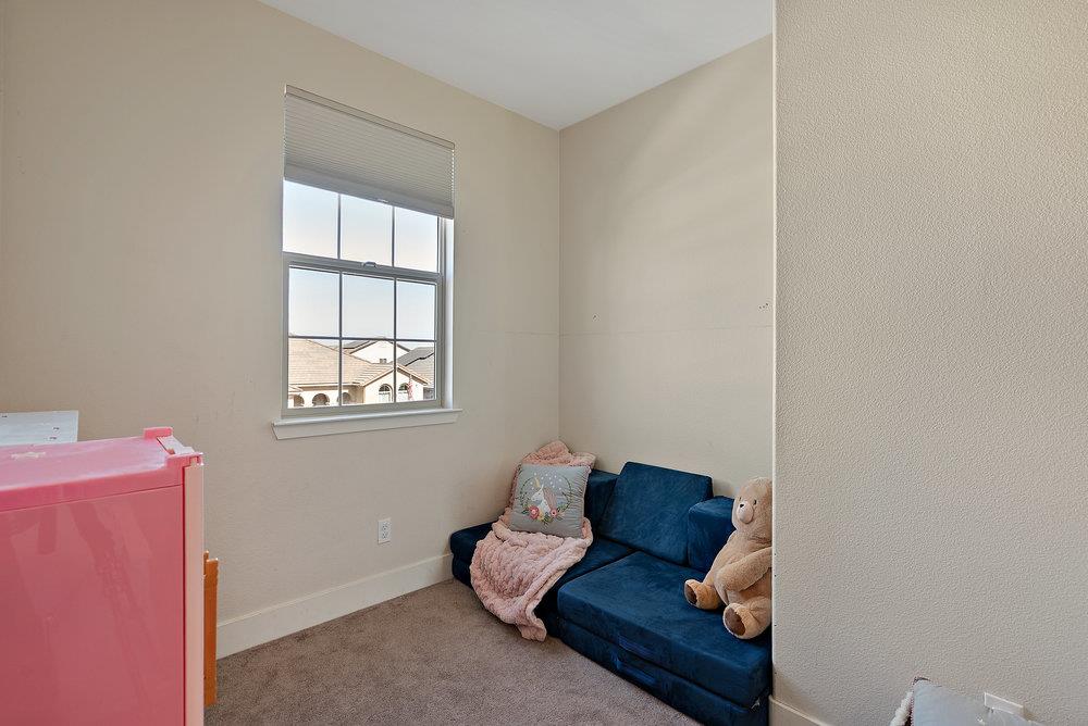 Detail Gallery Image 37 of 55 For 1299 Wildrose Dr, Hollister,  CA 95023 - 5 Beds | 3 Baths