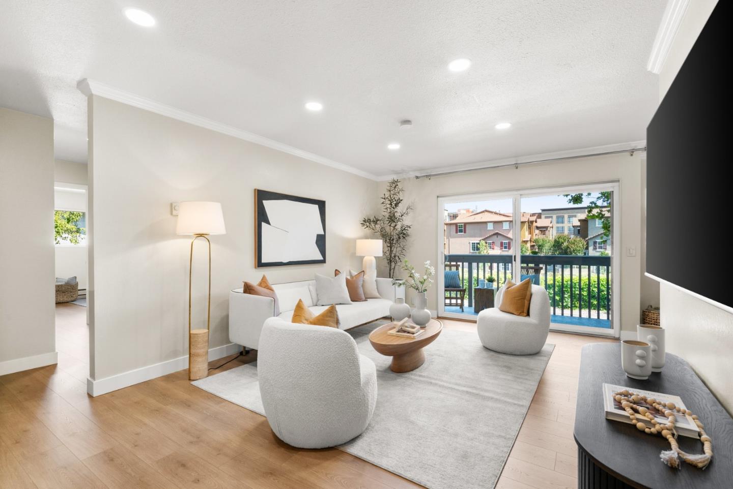 Detail Gallery Image 8 of 32 For 1131 Reed Ave #D,  Sunnyvale,  CA 94086 - 2 Beds | 1 Baths