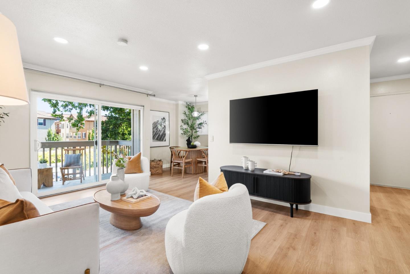 Detail Gallery Image 9 of 32 For 1131 Reed Ave #D,  Sunnyvale,  CA 94086 - 2 Beds | 1 Baths