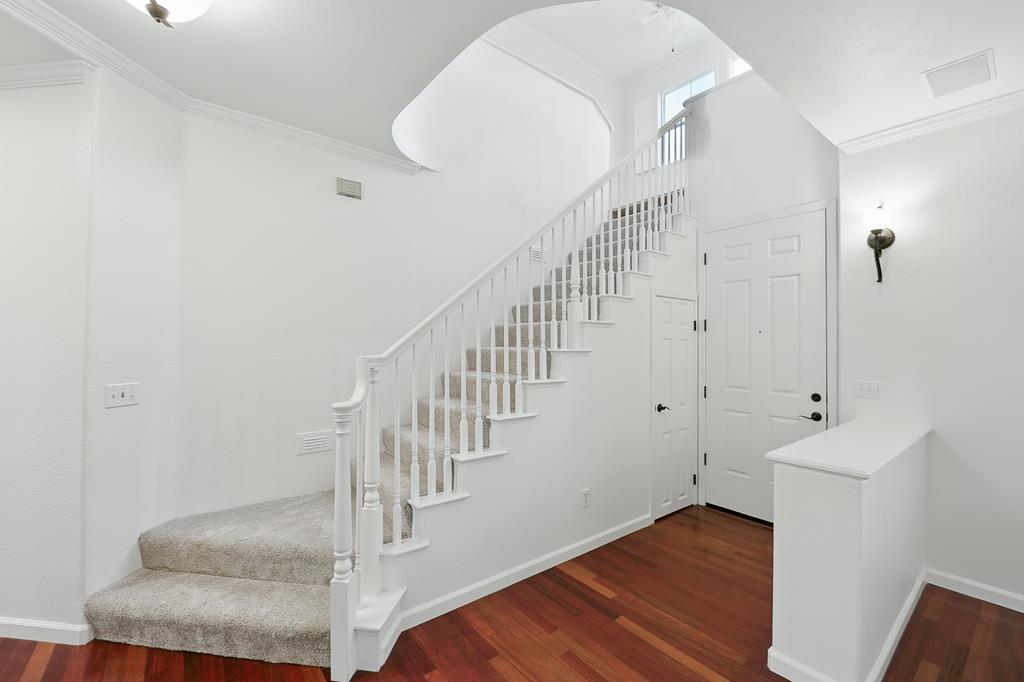 Detail Gallery Image 12 of 85 For 6751 Positano Ln, San Jose,  CA 95138 - 4 Beds | 2/1 Baths
