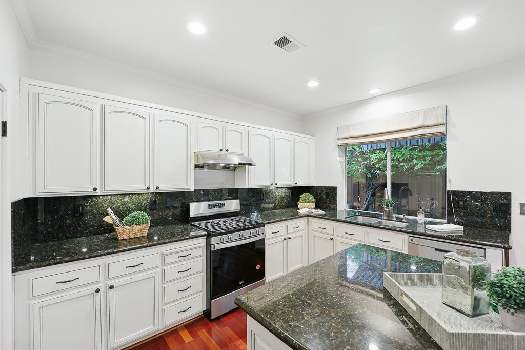 Detail Gallery Image 22 of 85 For 6751 Positano Ln, San Jose,  CA 95138 - 4 Beds | 2/1 Baths
