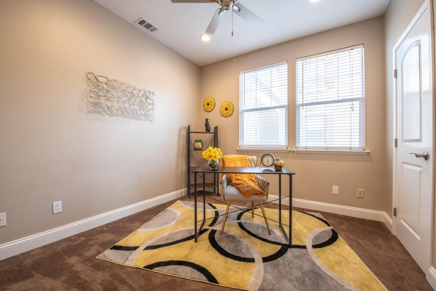 Detail Gallery Image 13 of 27 For 347 Bella Ridge Ter, San Jose,  CA 95125 - 4 Beds | 4 Baths