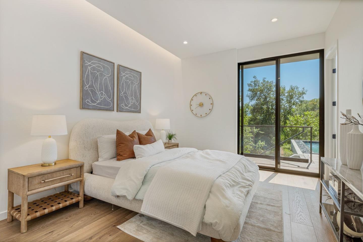 Detail Gallery Image 23 of 48 For 25251 La Rena Ln, Los Altos Hills,  CA 94022 - 5 Beds | 5/3 Baths