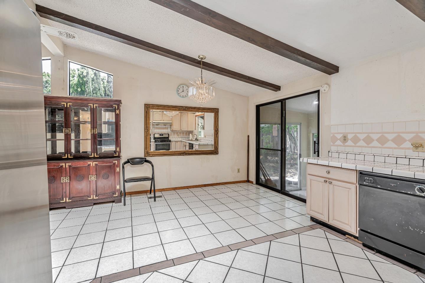 Detail Gallery Image 11 of 36 For 64 via De Guadalupe, San Jose,  CA 95116 - 4 Beds | 2 Baths