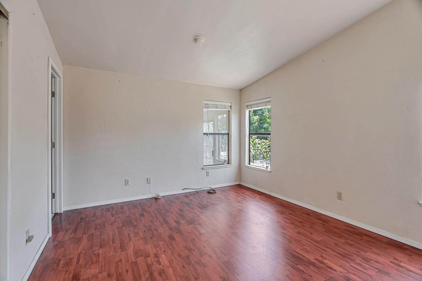 Detail Gallery Image 17 of 36 For 64 via De Guadalupe, San Jose,  CA 95116 - 4 Beds | 2 Baths