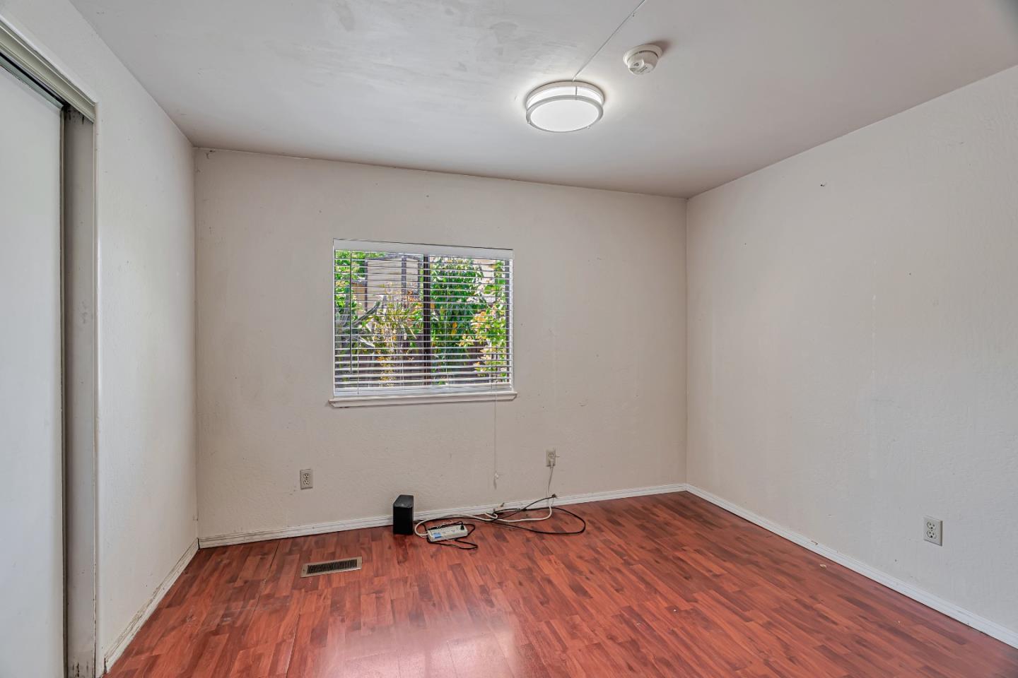 Detail Gallery Image 18 of 36 For 64 via De Guadalupe, San Jose,  CA 95116 - 4 Beds | 2 Baths