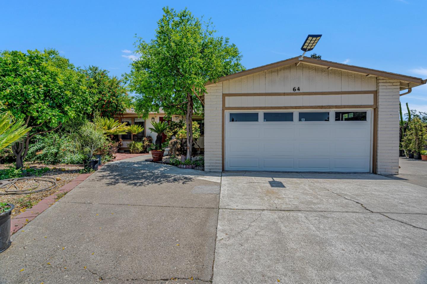 Detail Gallery Image 25 of 36 For 64 via De Guadalupe, San Jose,  CA 95116 - 4 Beds | 2 Baths