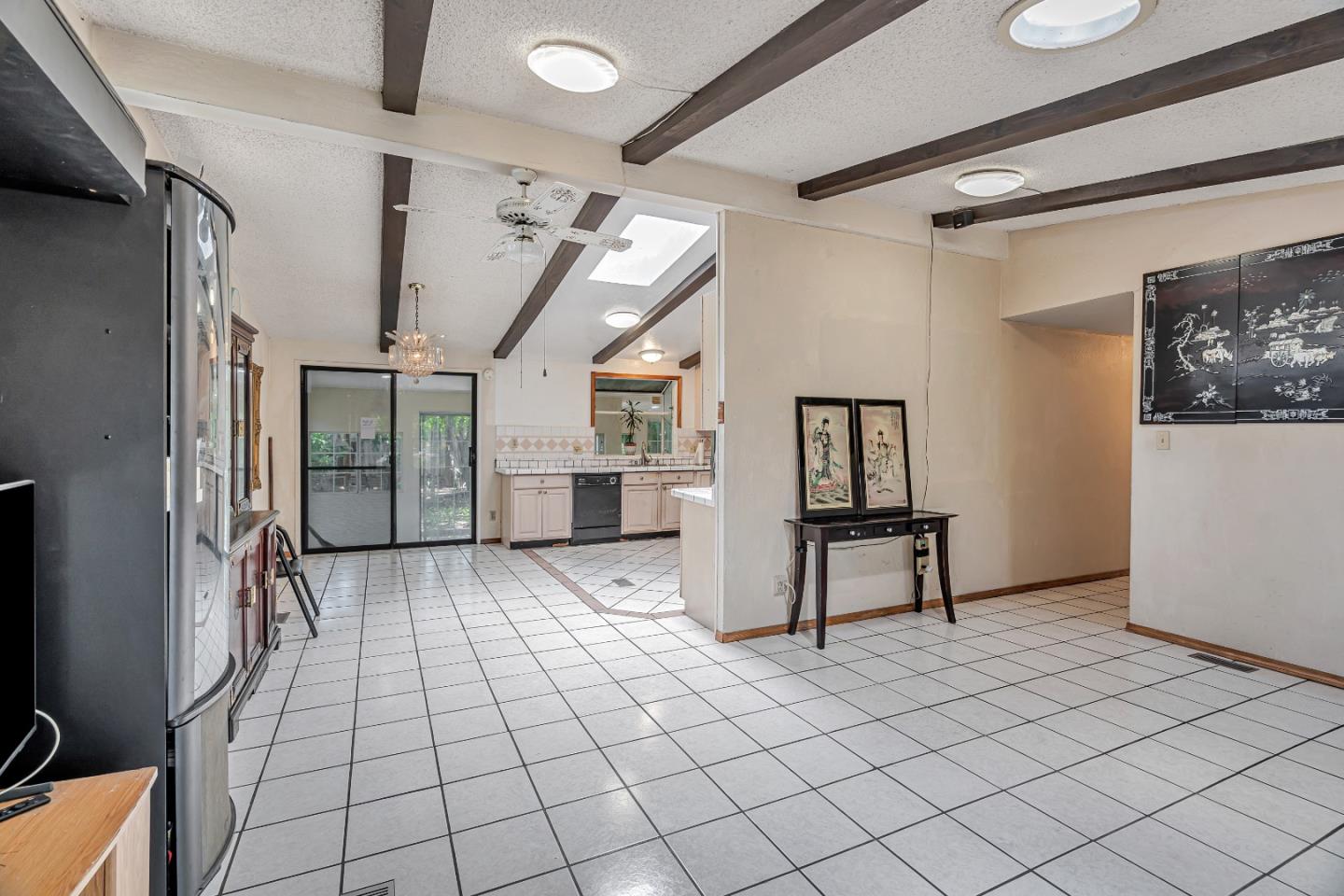 Detail Gallery Image 6 of 36 For 64 via De Guadalupe, San Jose,  CA 95116 - 4 Beds | 2 Baths