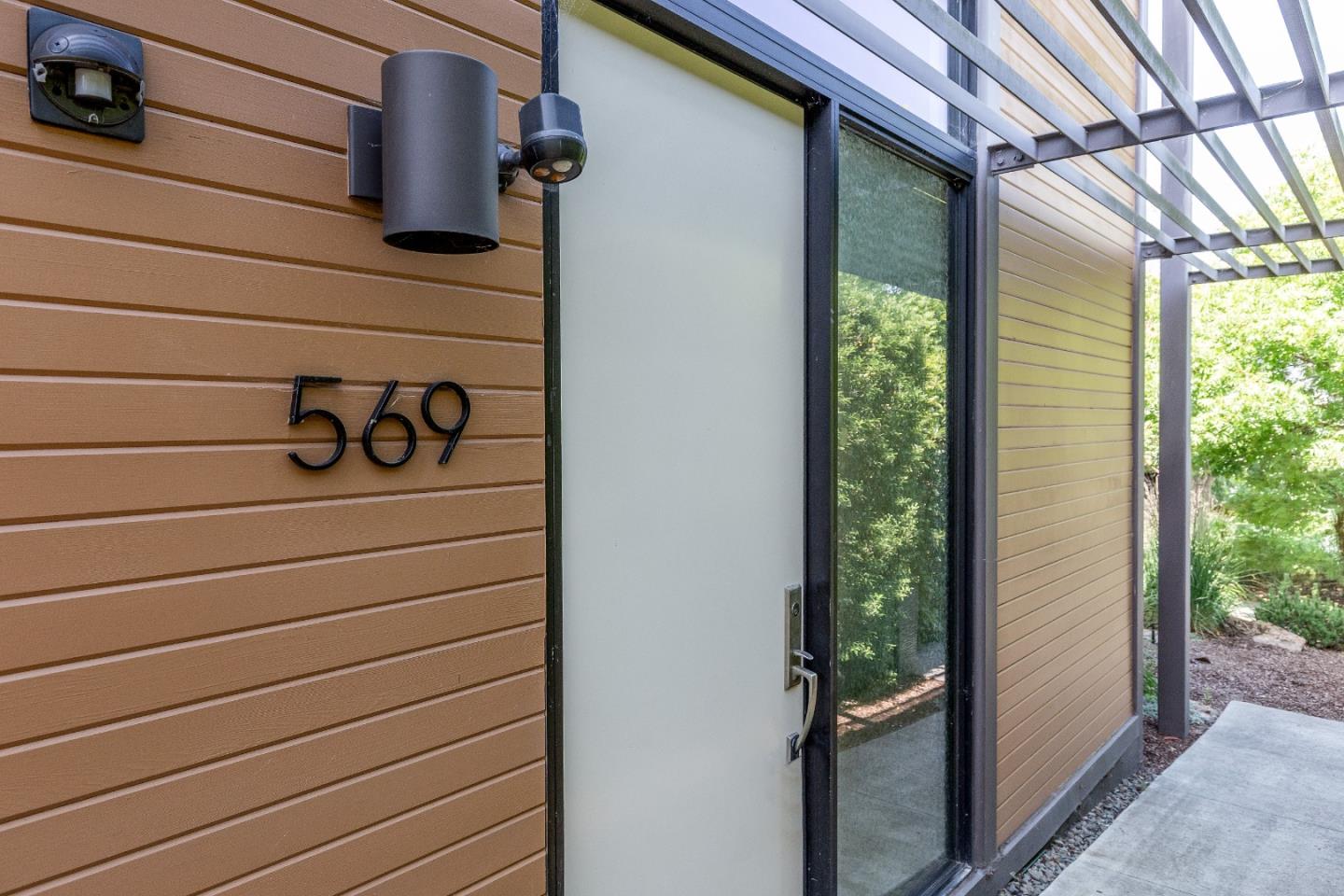 Detail Gallery Image 5 of 34 For 569 Lassen St, Los Altos,  CA 94022 - – Beds | – Baths
