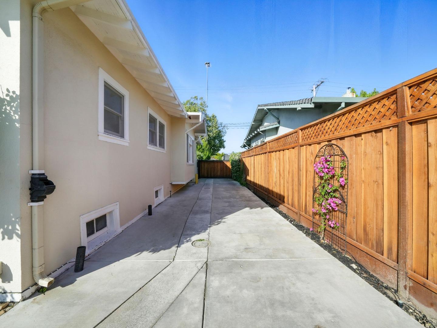 Detail Gallery Image 27 of 40 For 467 N 13th St, San Jose,  CA 95112 - – Beds | – Baths