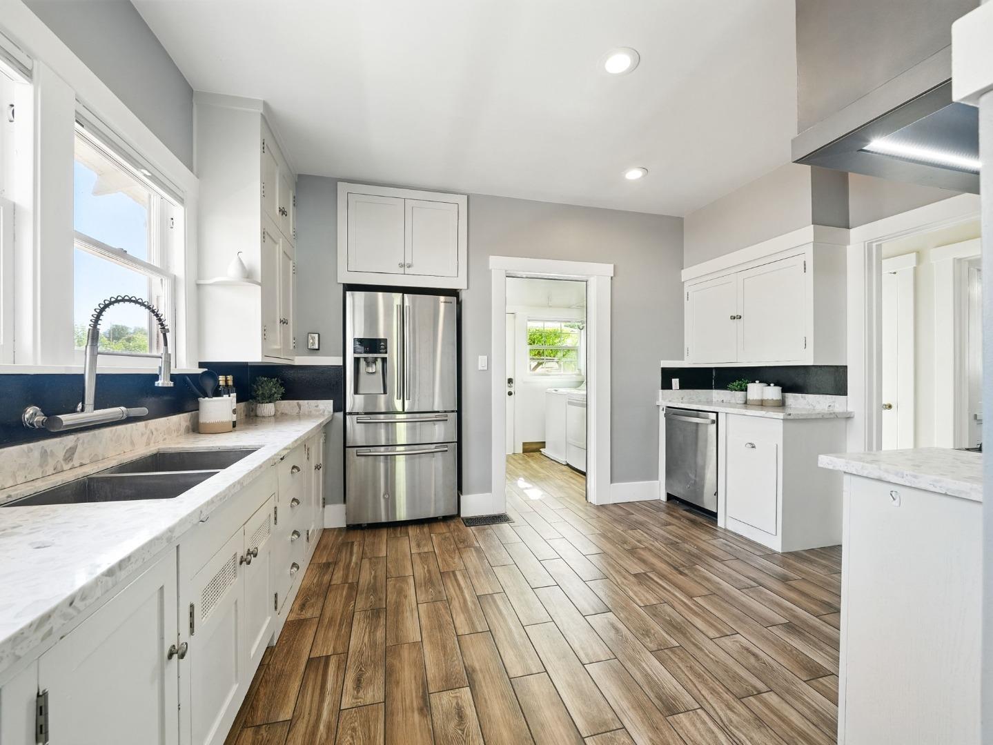 Detail Gallery Image 9 of 40 For 467 N 13th St, San Jose,  CA 95112 - – Beds | – Baths