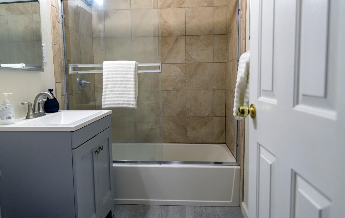Detail Gallery Image 17 of 18 For 2822 Ramona Ct, Santa Clara,  CA 95051 - 4 Beds | 3 Baths