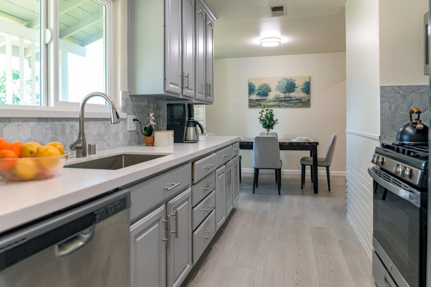 Detail Gallery Image 4 of 18 For 2822 Ramona Ct, Santa Clara,  CA 95051 - 4 Beds | 3 Baths