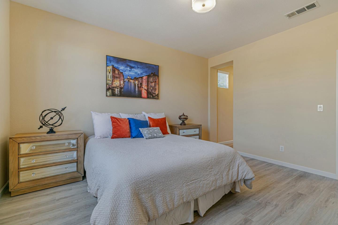 Detail Gallery Image 37 of 76 For 4224 Indigo Oak Ct, San Jose,  CA 95121 - 5 Beds | 3/1 Baths