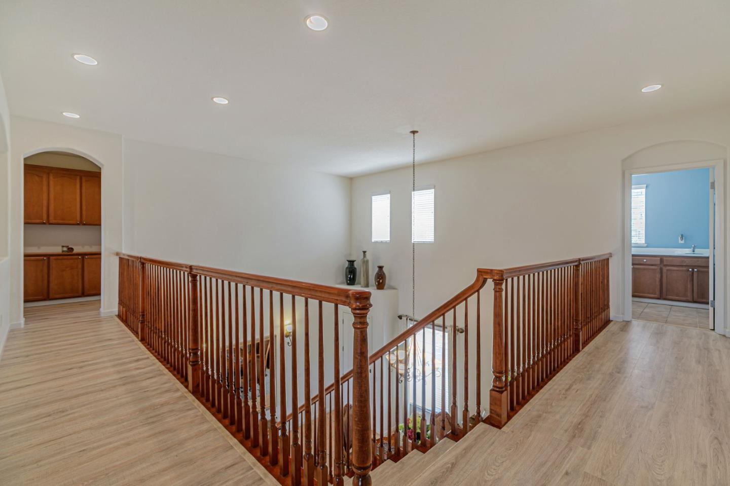 Detail Gallery Image 44 of 76 For 4224 Indigo Oak Ct, San Jose,  CA 95121 - 5 Beds | 3/1 Baths