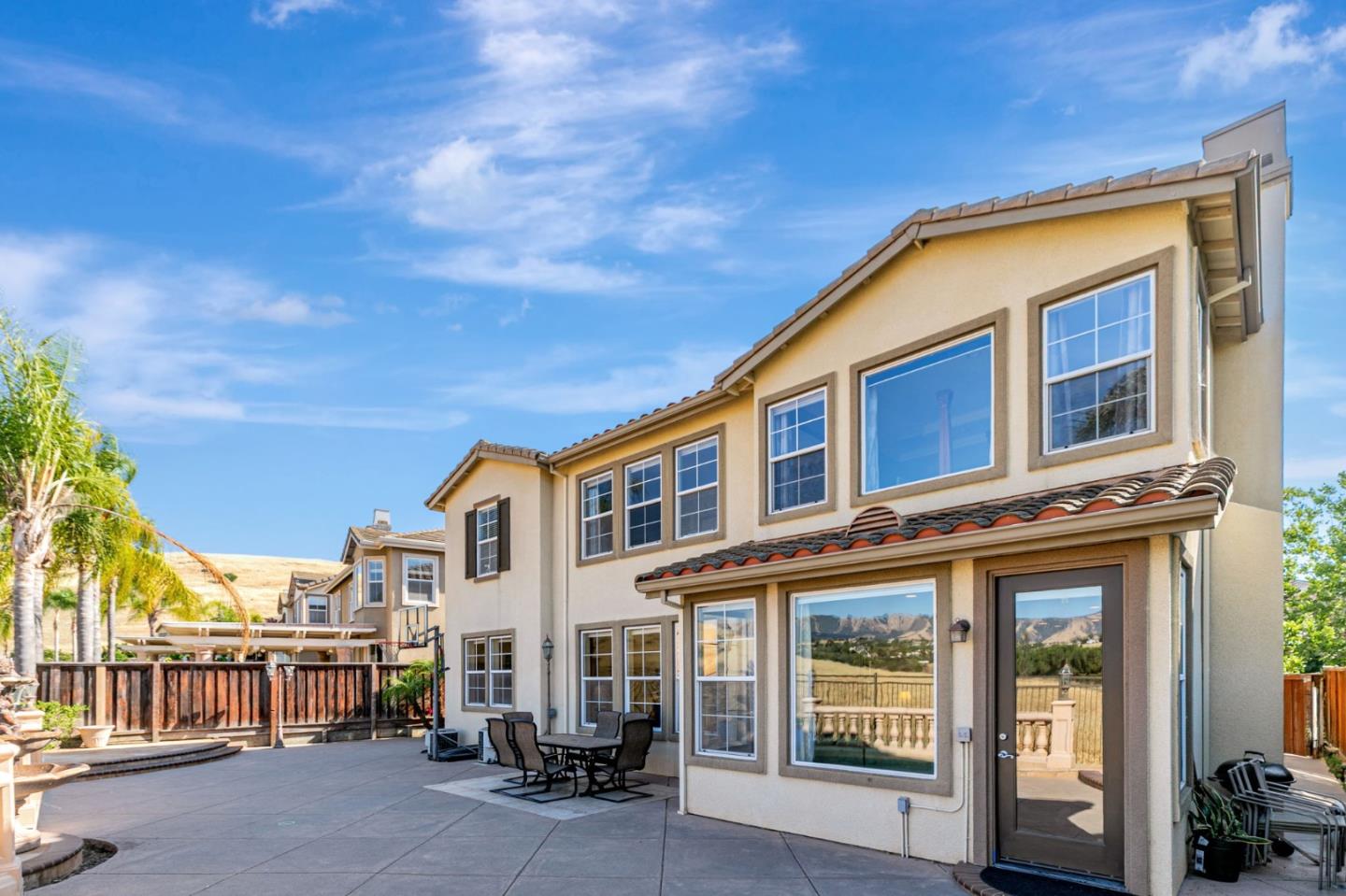 Detail Gallery Image 67 of 76 For 4224 Indigo Oak Ct, San Jose,  CA 95121 - 5 Beds | 3/1 Baths