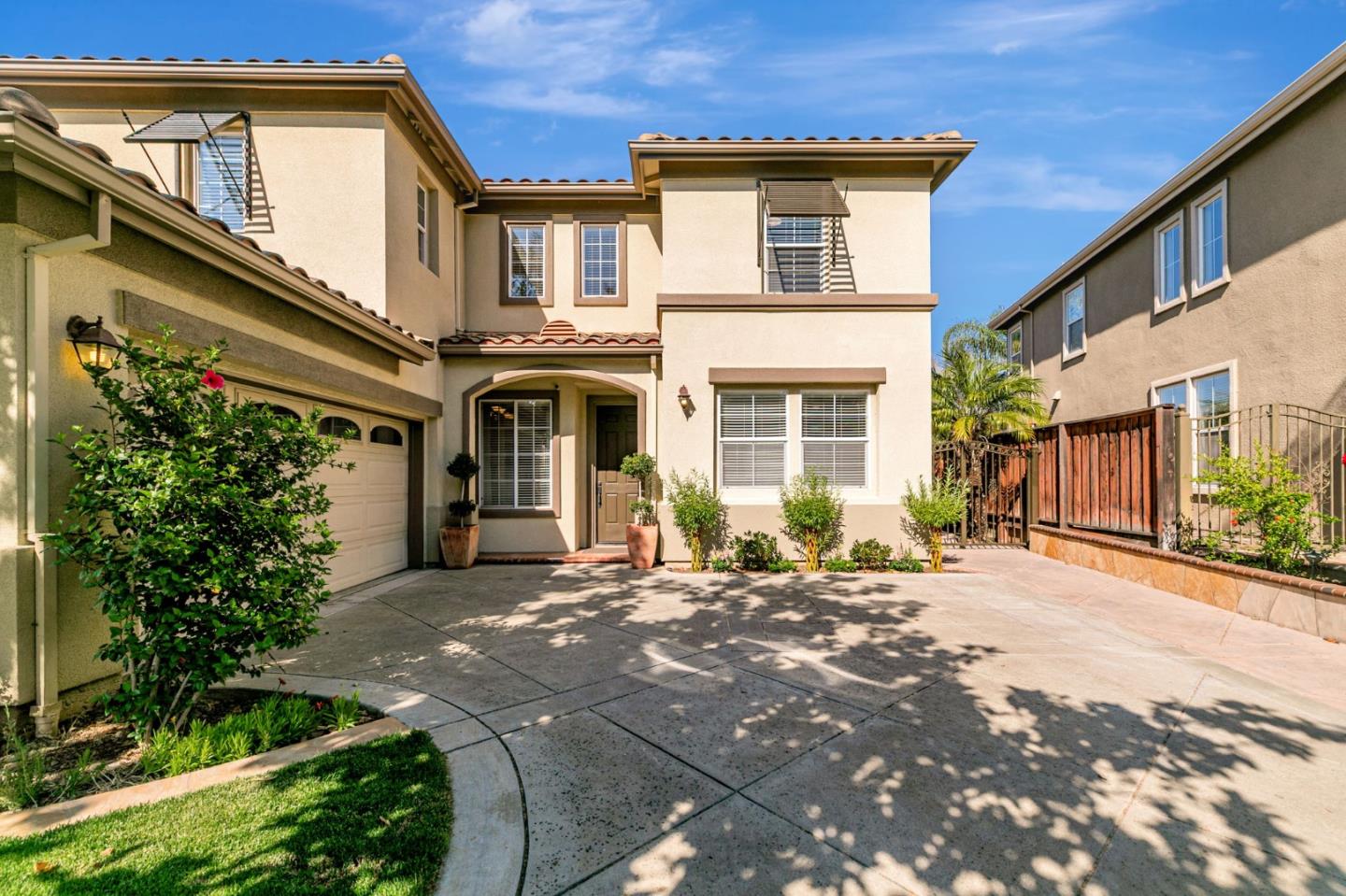 Detail Gallery Image 7 of 76 For 4224 Indigo Oak Ct, San Jose,  CA 95121 - 5 Beds | 3/1 Baths
