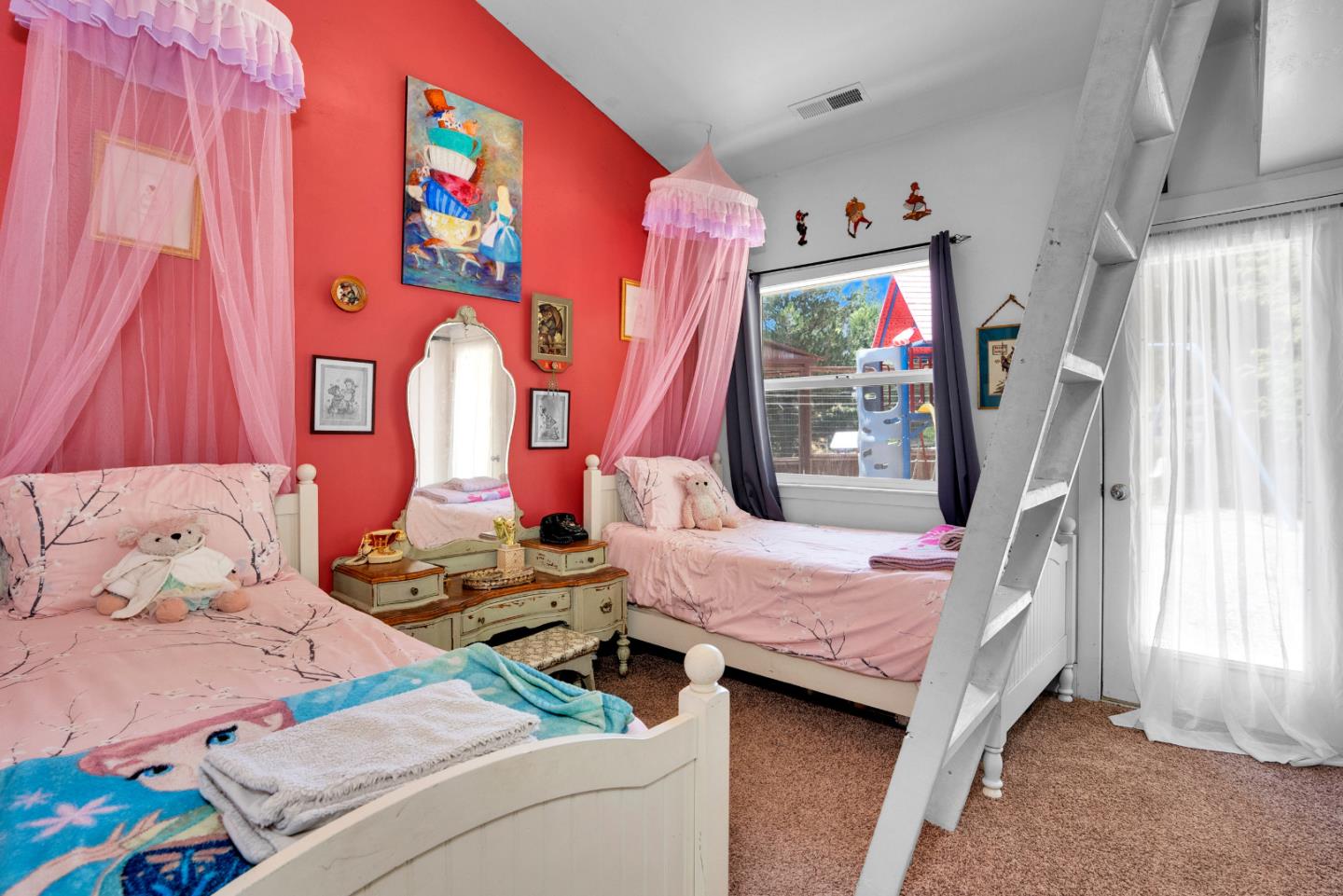 Detail Gallery Image 25 of 63 For 2165 Cox Rd, Aptos,  CA 95003 - 4 Beds | 3 Baths