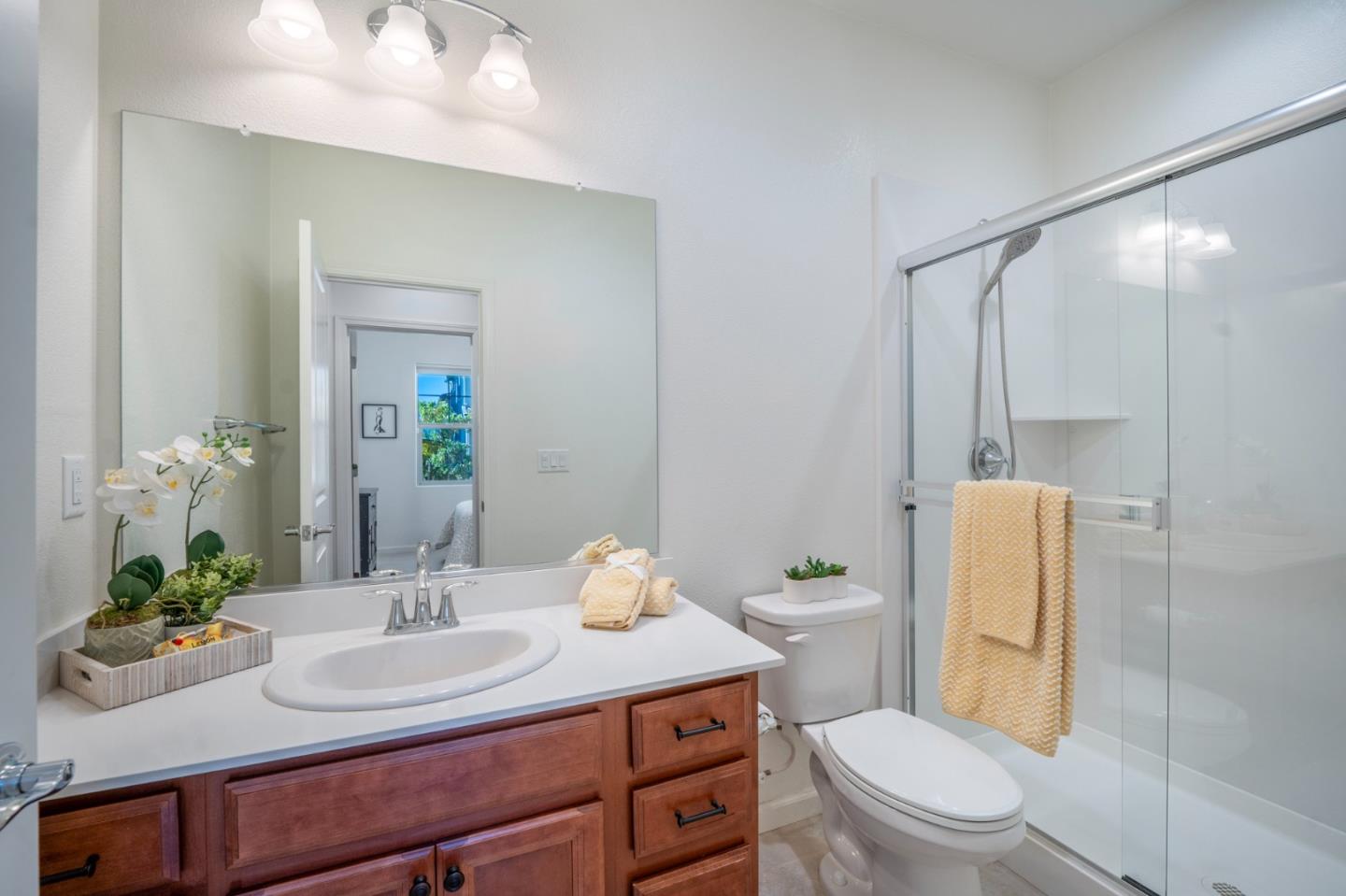 Detail Gallery Image 12 of 37 For 712 Baxter Way, Gilroy,  CA 95020 - 4 Beds | 3 Baths