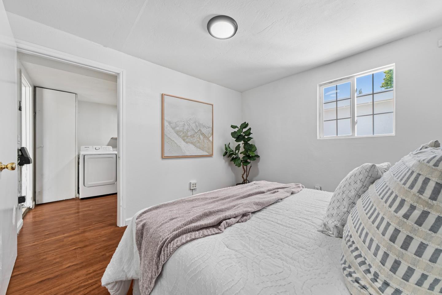 Detail Gallery Image 17 of 43 For 1651 Cabrillo Ave, Santa Clara,  CA 95050 - 3 Beds | 1 Baths