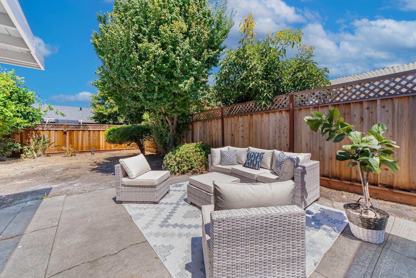Detail Gallery Image 32 of 43 For 1651 Cabrillo Ave, Santa Clara,  CA 95050 - 3 Beds | 1 Baths