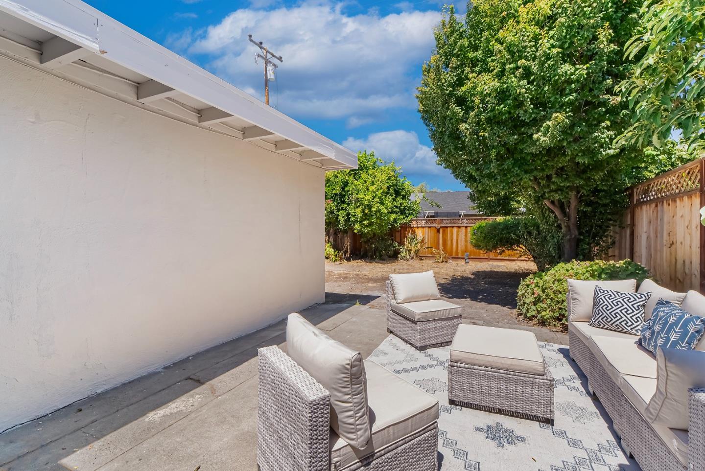 Detail Gallery Image 34 of 43 For 1651 Cabrillo Ave, Santa Clara,  CA 95050 - 3 Beds | 1 Baths