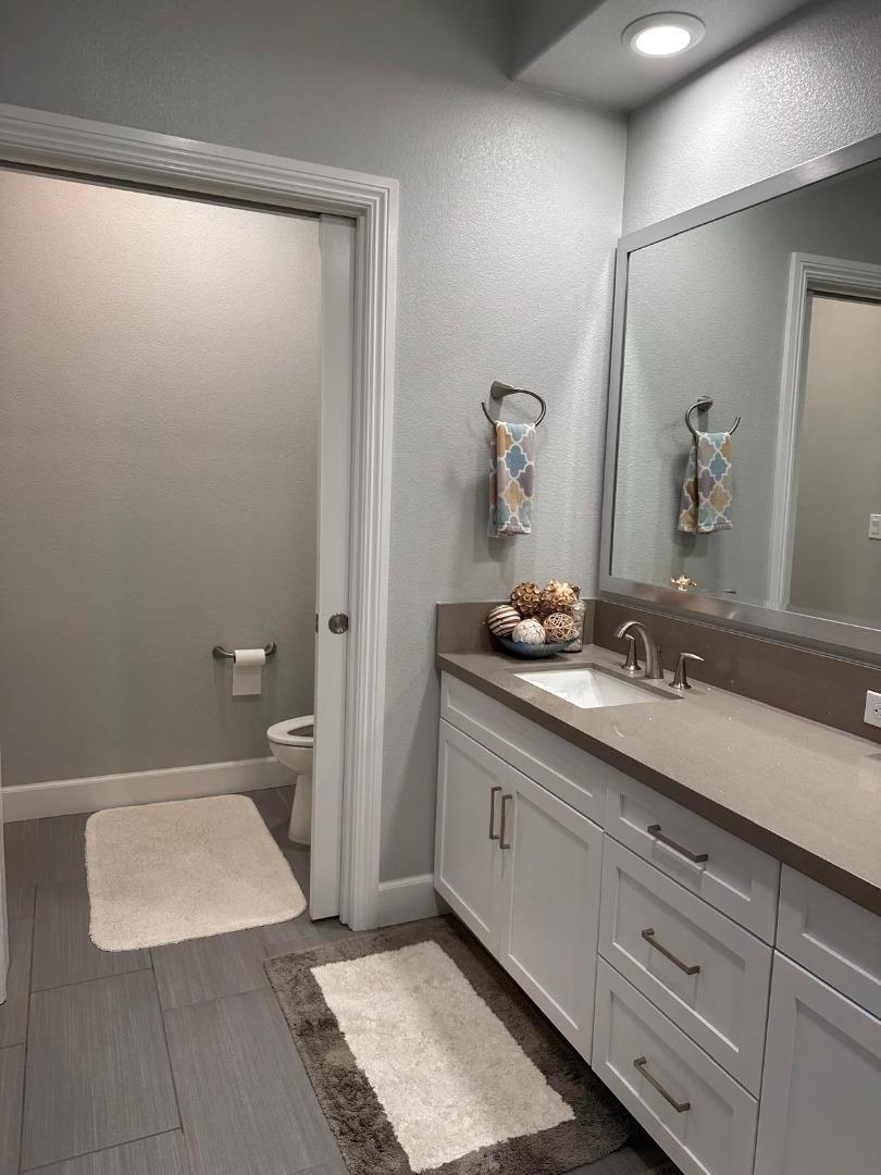 Detail Gallery Image 15 of 32 For 1068 Bigleaf Pl #402,  San Jose,  CA 95131 - 3 Beds | 2/1 Baths
