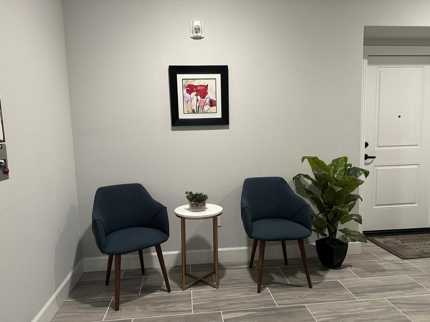 Detail Gallery Image 2 of 32 For 1068 Bigleaf Pl #402,  San Jose,  CA 95131 - 3 Beds | 2/1 Baths