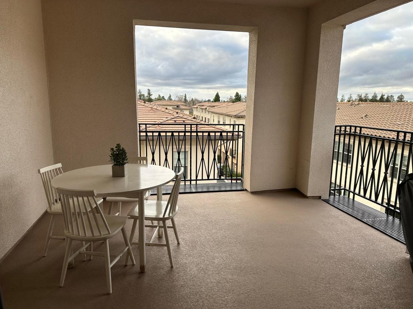 Detail Gallery Image 20 of 32 For 1068 Bigleaf Pl #402,  San Jose,  CA 95131 - 3 Beds | 2/1 Baths