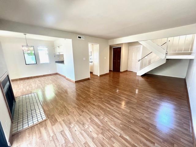 Detail Gallery Image 5 of 39 For 70 Mozden Ln, Pleasant Hill,  CA 94523 - 2 Beds | 2 Baths