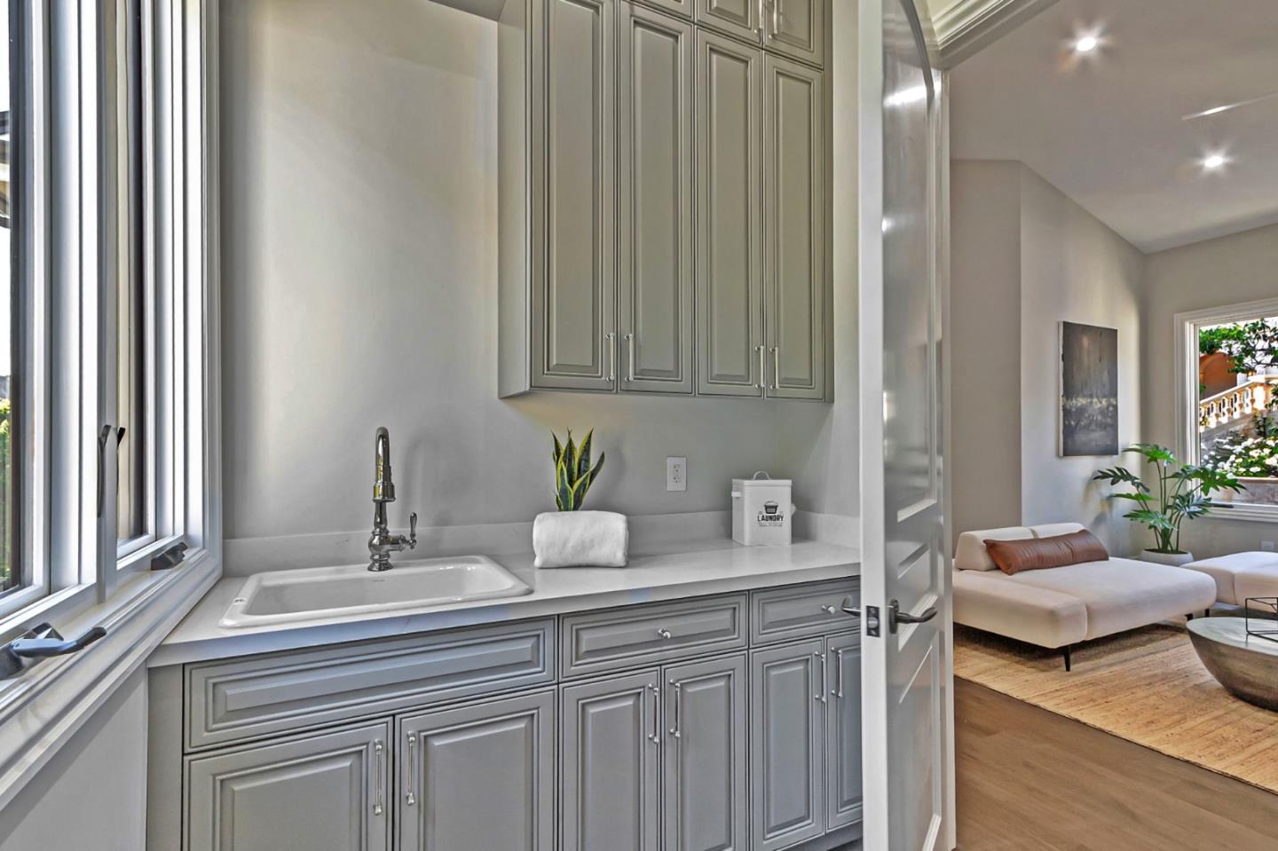 Detail Gallery Image 101 of 159 For 15681 Kennedy Rd, Los Gatos,  CA 95032 - 8 Beds | 10/1 Baths