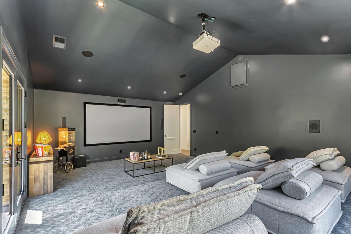 Detail Gallery Image 114 of 159 For 15681 Kennedy Rd, Los Gatos,  CA 95032 - 8 Beds | 10/1 Baths
