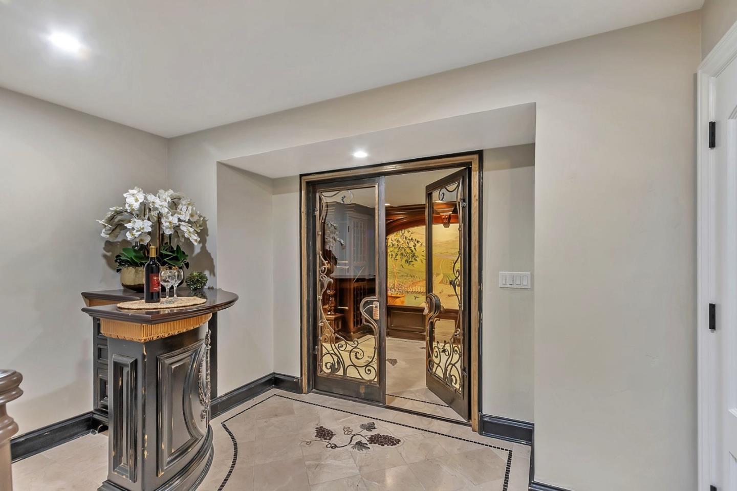 Detail Gallery Image 117 of 159 For 15681 Kennedy Rd, Los Gatos,  CA 95032 - 8 Beds | 10/1 Baths