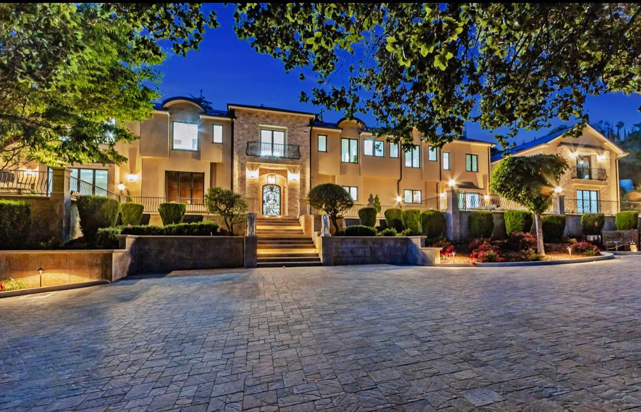 Detail Gallery Image 12 of 159 For 15681 Kennedy Rd, Los Gatos,  CA 95032 - 8 Beds | 10/1 Baths