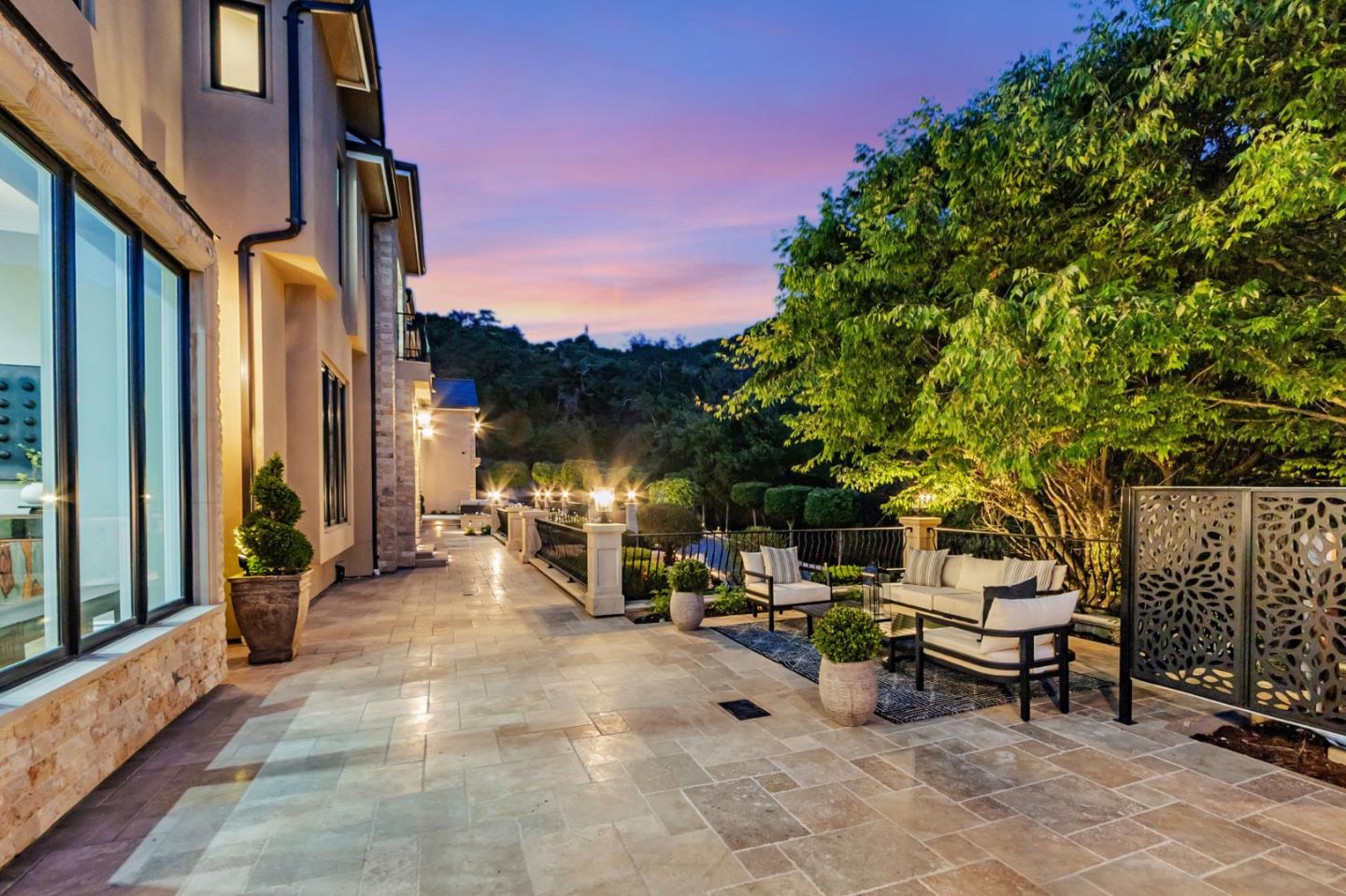 Detail Gallery Image 14 of 159 For 15681 Kennedy Rd, Los Gatos,  CA 95032 - 8 Beds | 10/1 Baths